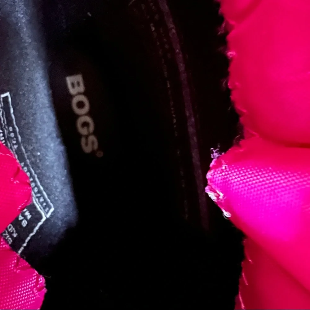 Bogs Pink Purple Girls Winter Snow Boots Size 6 Rubber Slip resistant Waterproof